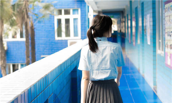 阆中如何找到一个可以帮助我生孩子的女人？